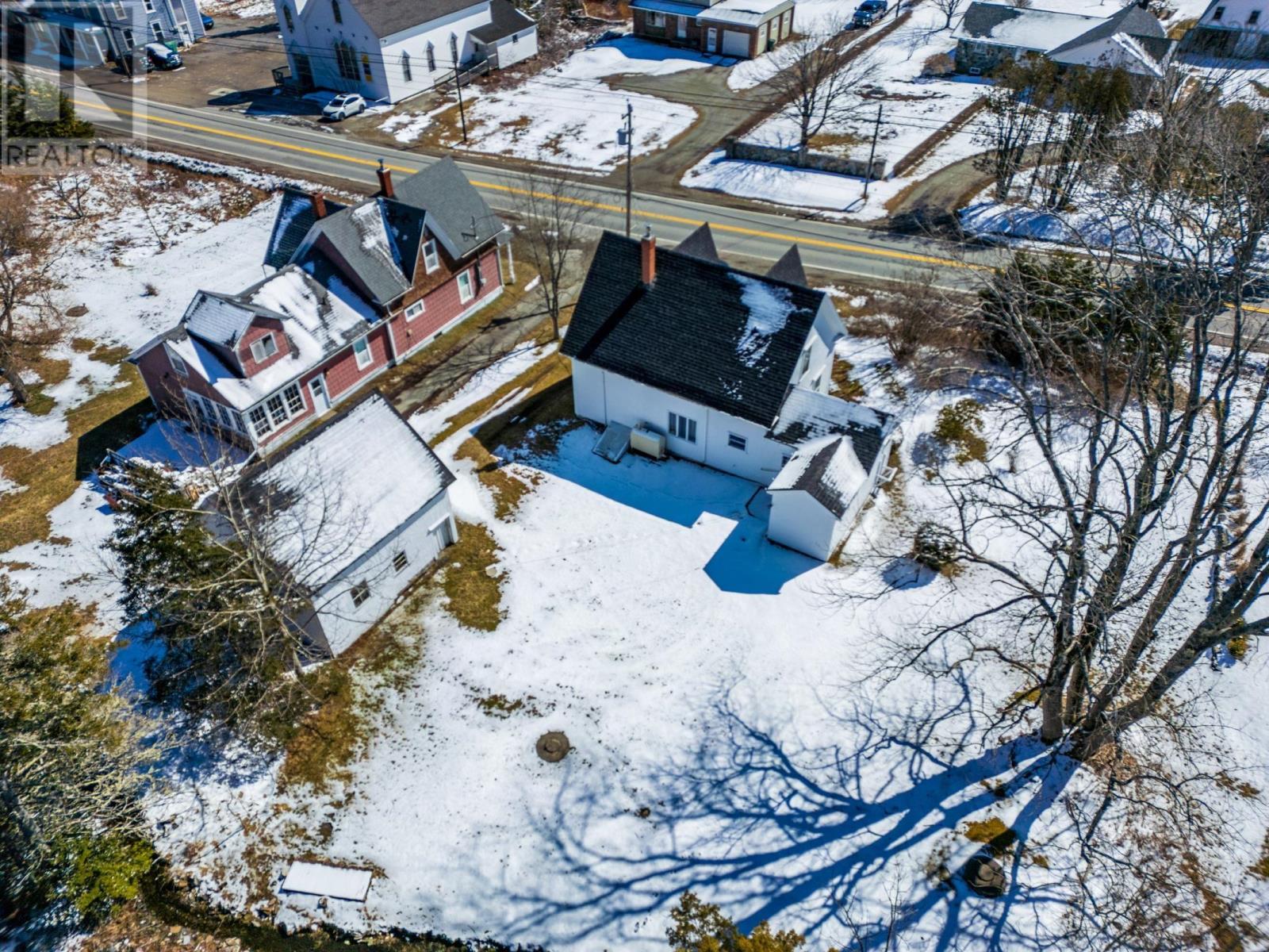 Property 6 of 41 of 46 Highway 335