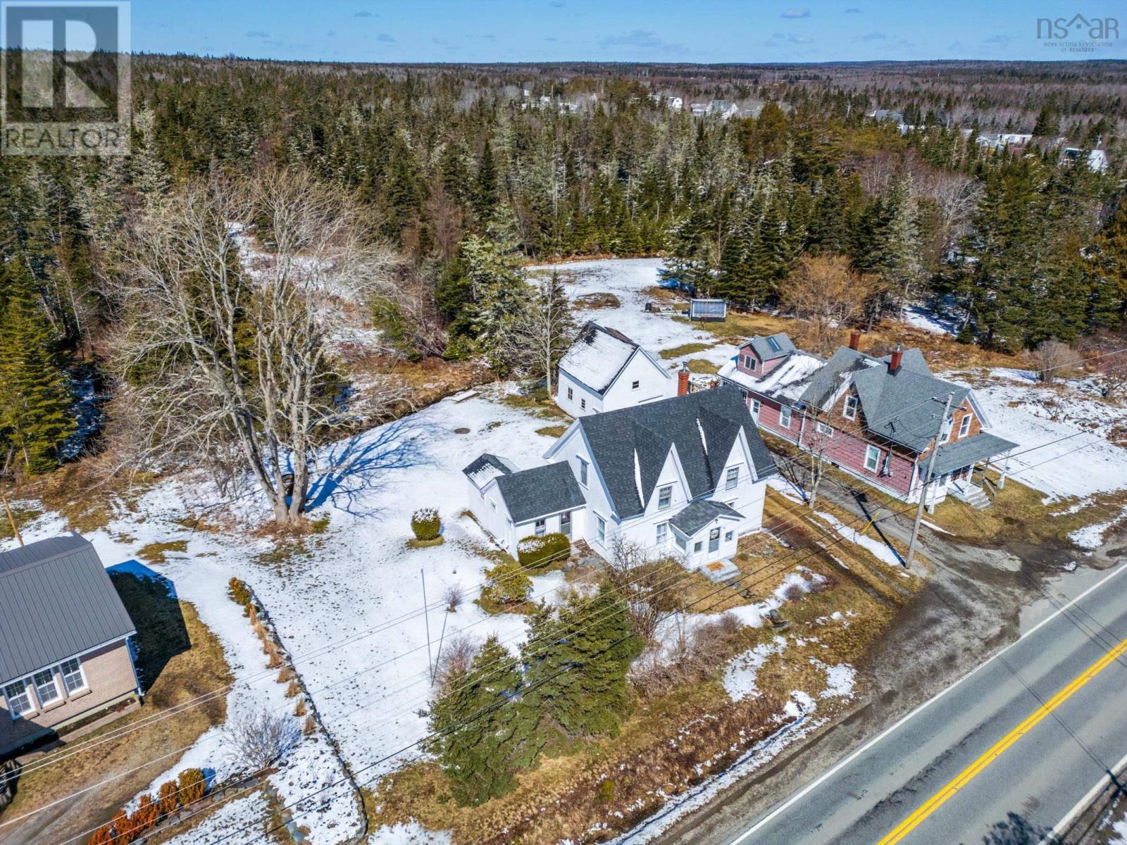 Property 7 of 41 of 46 Highway 335