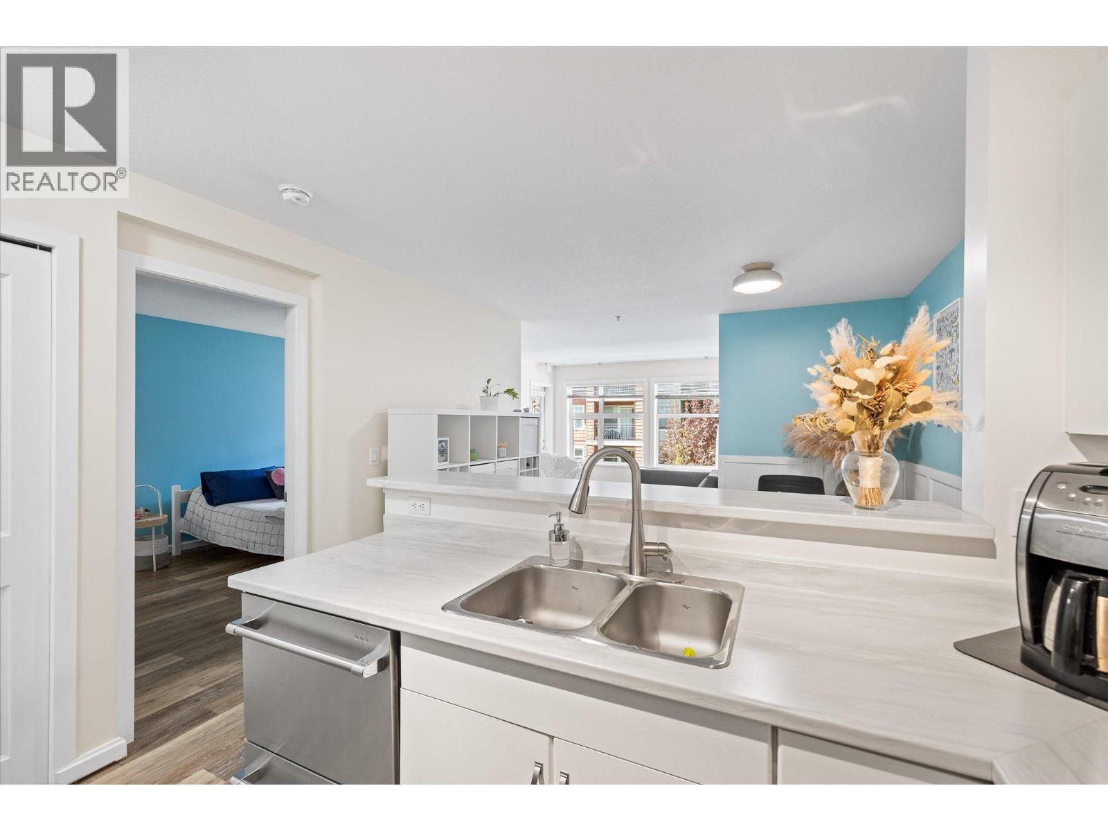 310 563 Yates Road, Kelowna