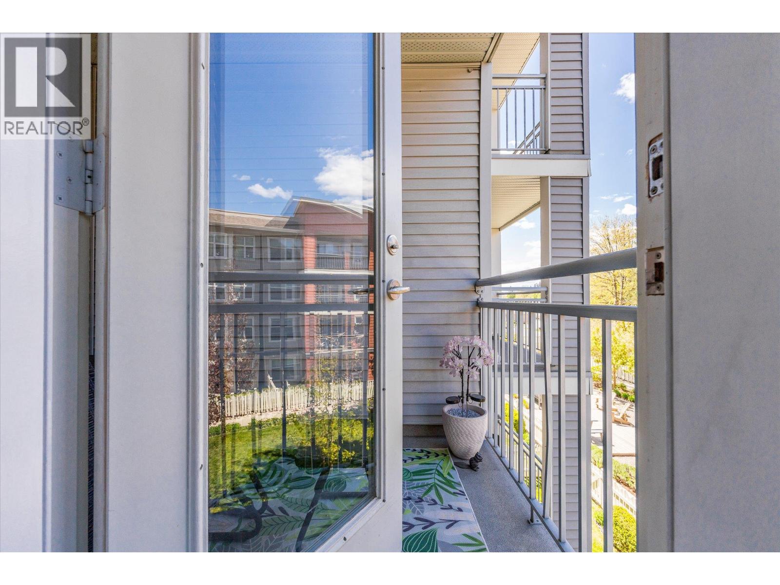 310 563 Yates Road, Kelowna