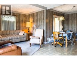 Living room - 1410 Red Granite Rd, Cortes Island, BC V0P1K0 Photo 7