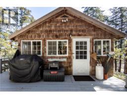 1410 Red Granite Rd, Cortes Island, BC V0P1K0 Photo 45