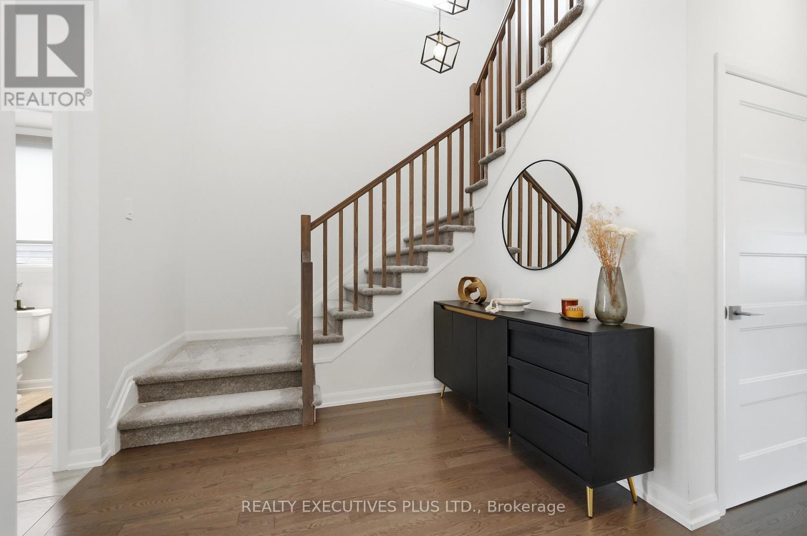 429 STERLING AVENUE - 15