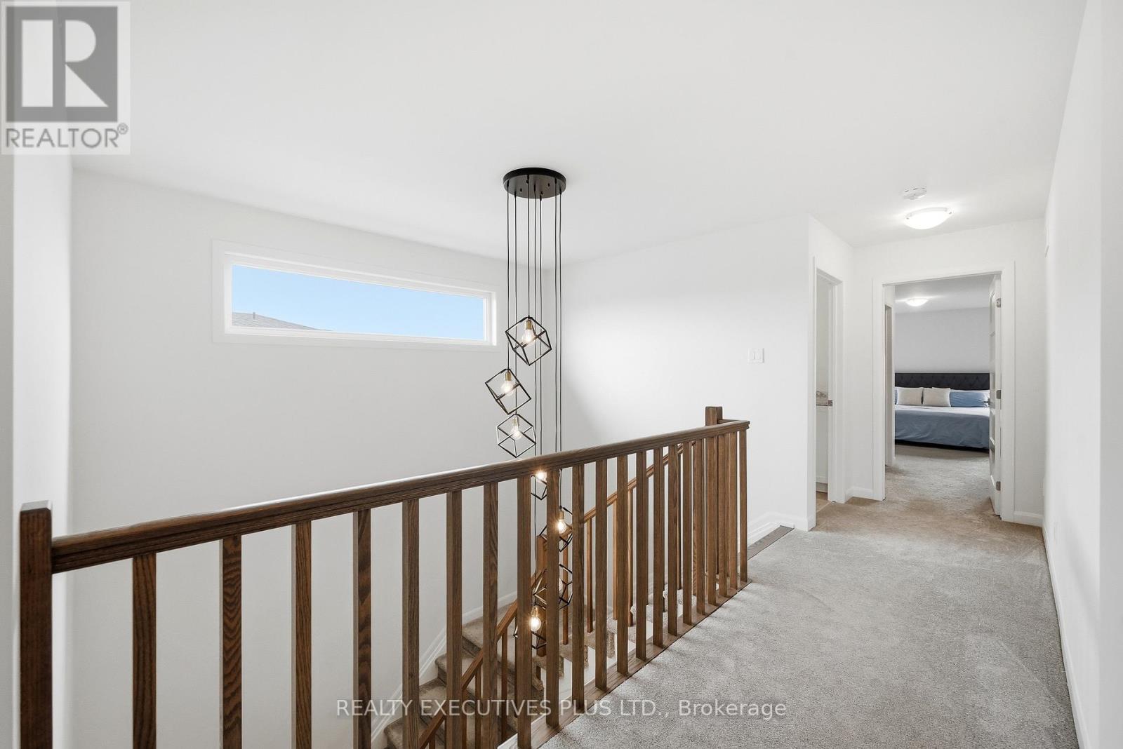 429 STERLING AVENUE - 16