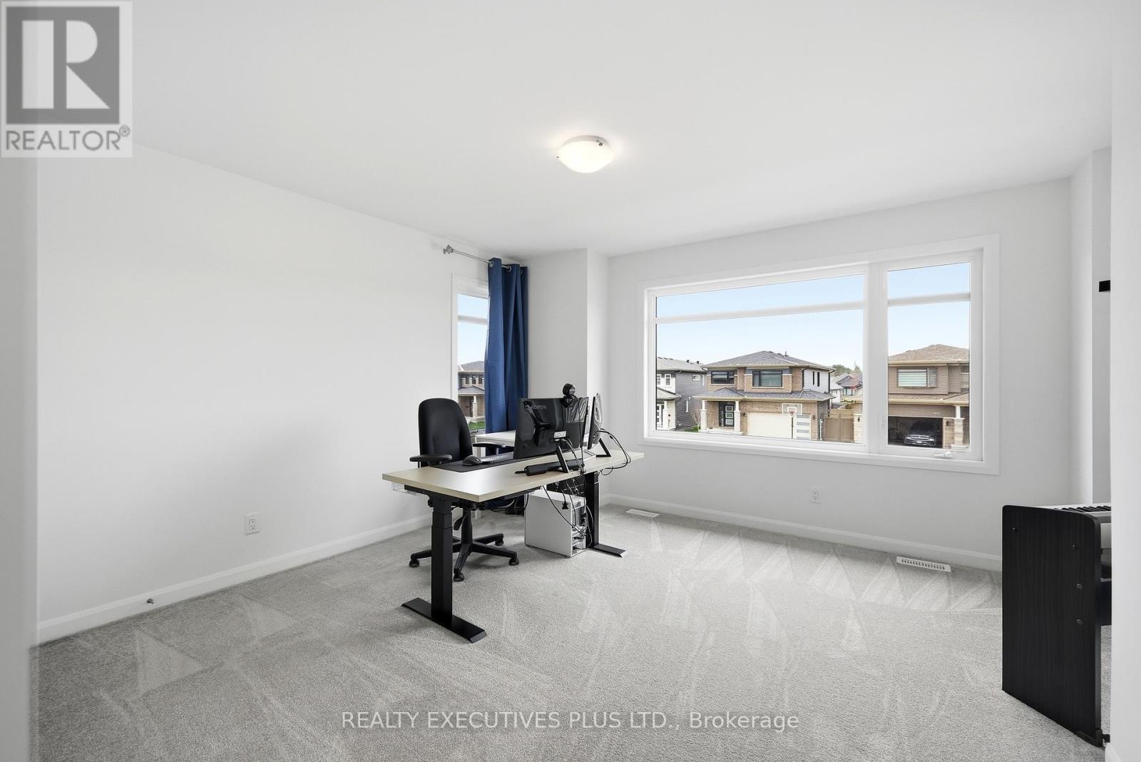 429 STERLING AVENUE - 26