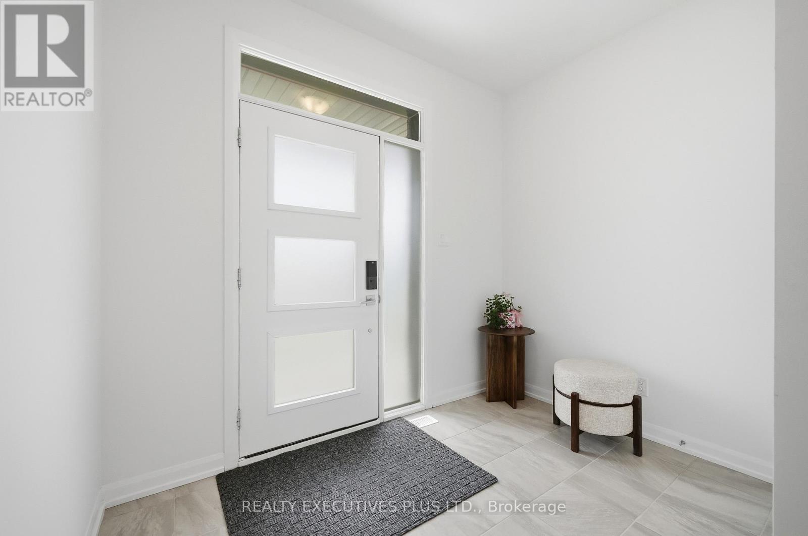 429 STERLING AVENUE - 3