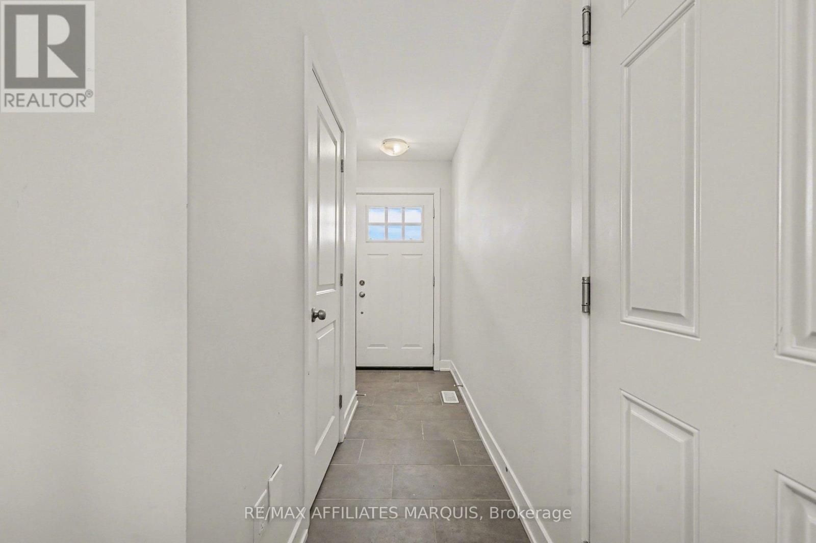 97 WHITCOMB CRESCENT - 2