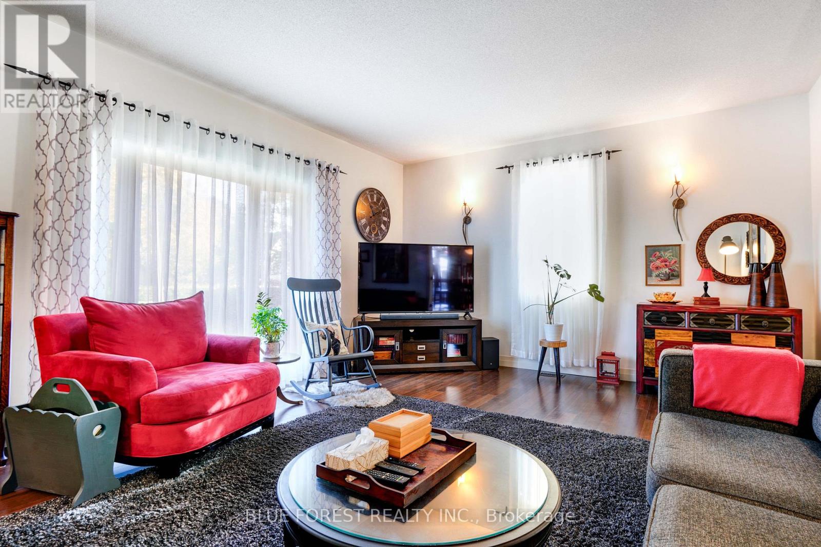 174 MCARTHUR STREET - Image 5