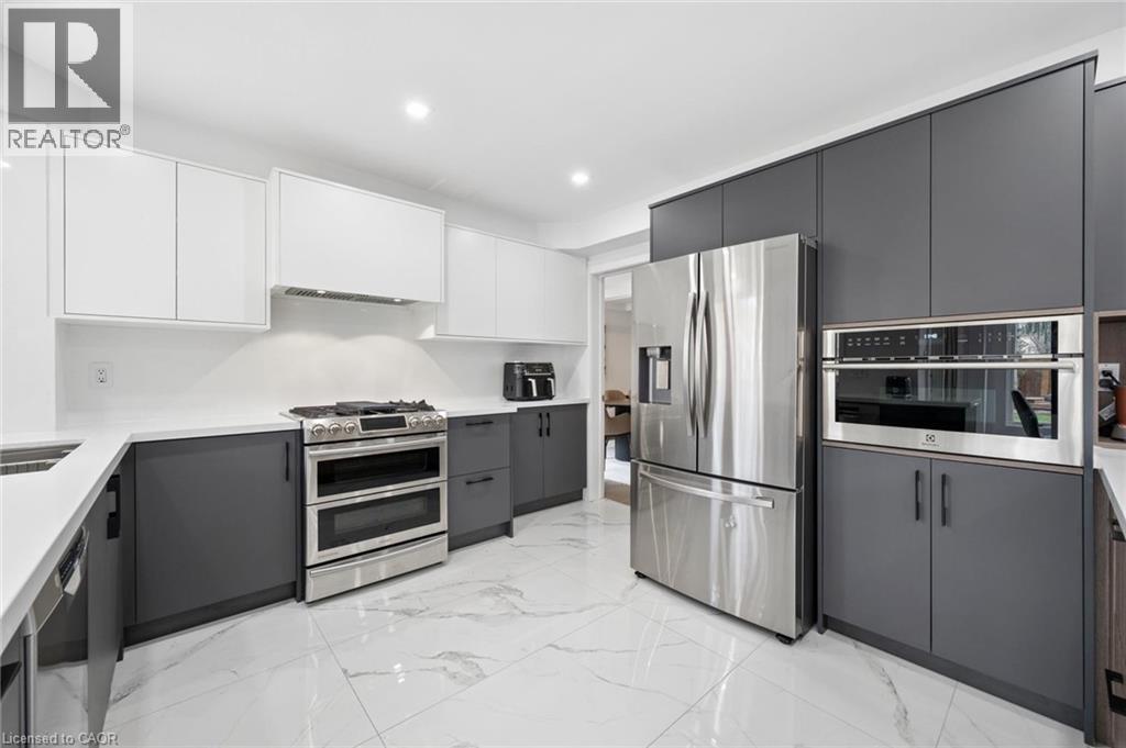 1194 QUEEN VICTORIA Avenue, Mississauga, Ontario, L5H3H3 — Photo 15