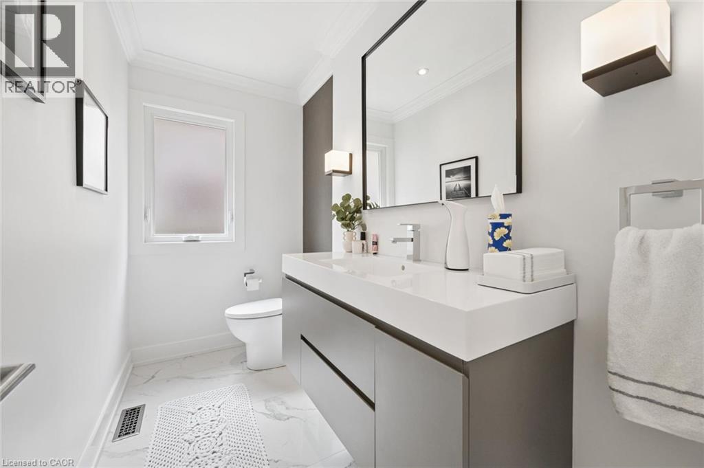 1194 QUEEN VICTORIA Avenue, Mississauga, Ontario, L5H3H3 — Photo 18