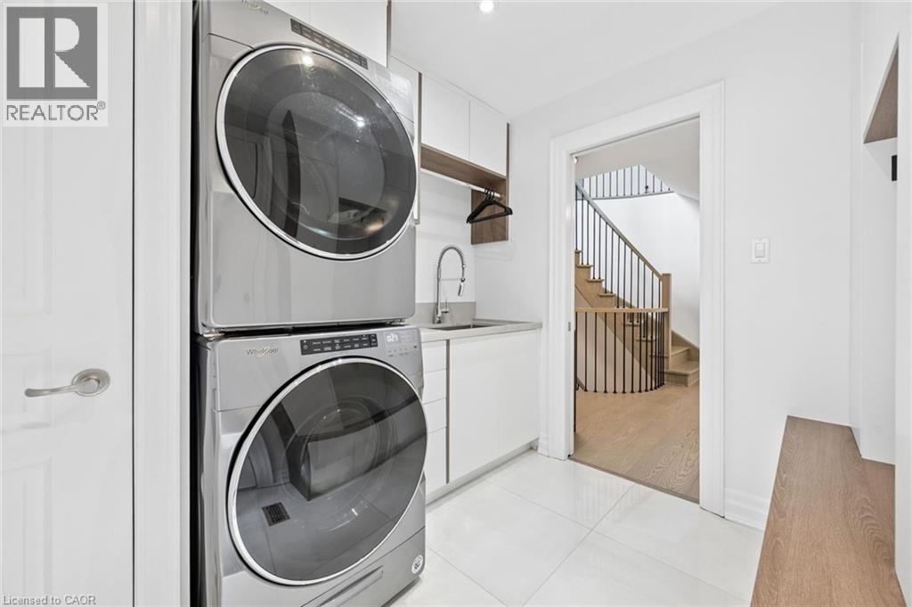 1194 QUEEN VICTORIA Avenue, Mississauga, Ontario, L5H3H3 — Photo 19