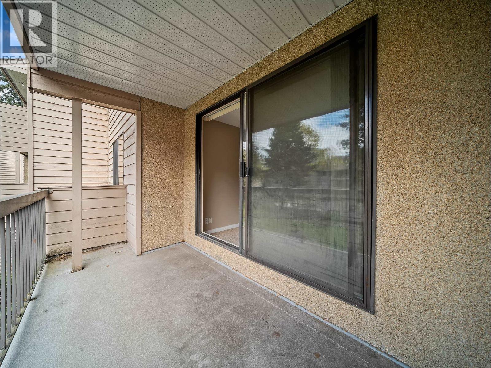 #210-8511 ACKROYD Road, Richmond