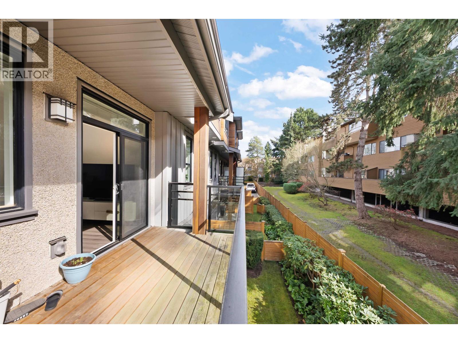 3 Bed, 3 Bath Townhouse for Sale in Richmond – 10 7180 GILBERT ROAD, Richmond – MLS# R3117346 - Image 16