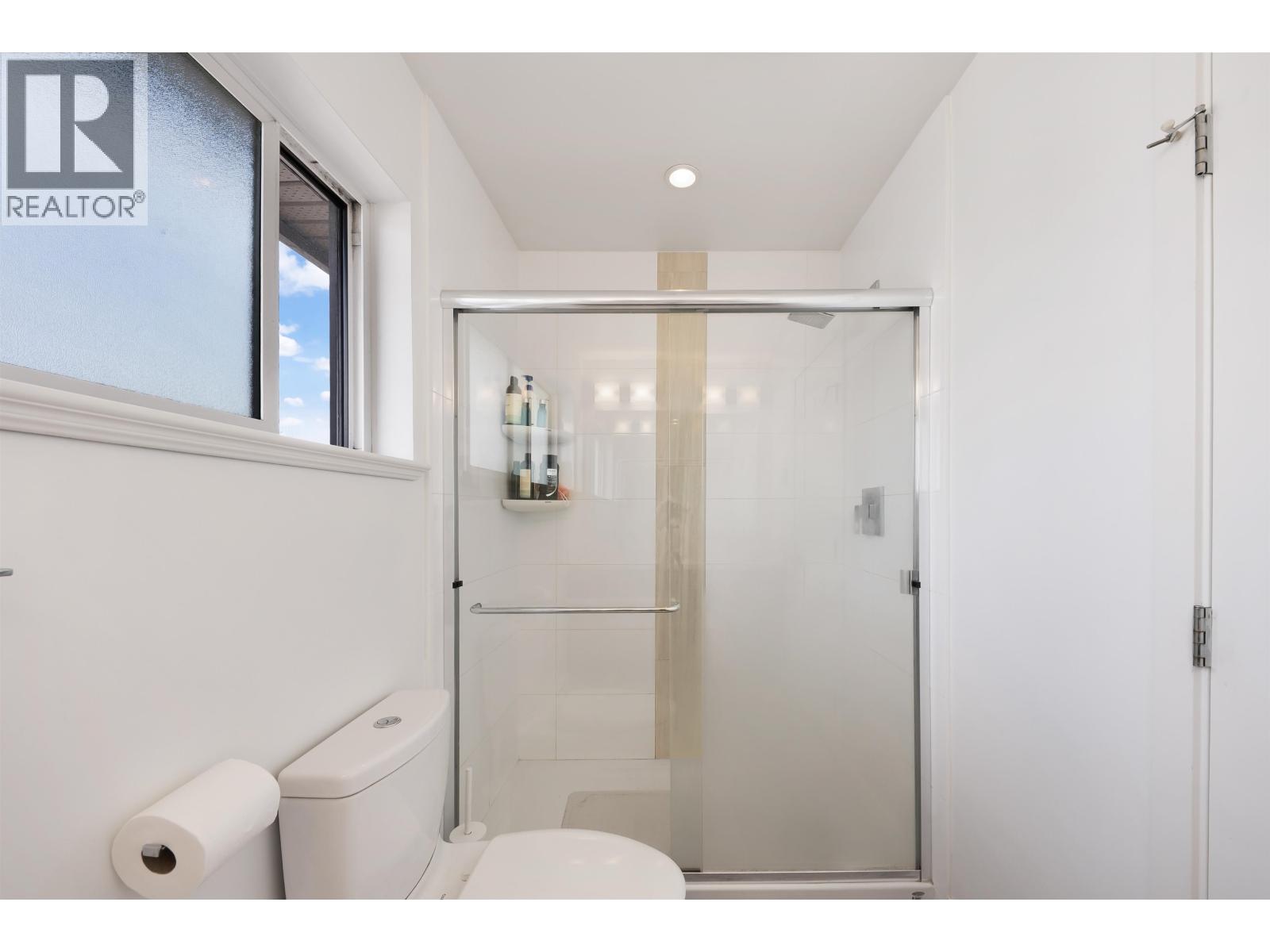 3 Bed, 3 Bath Townhouse for Sale in Richmond – 10 7180 GILBERT ROAD, Richmond – MLS# R3117346 - Image 8