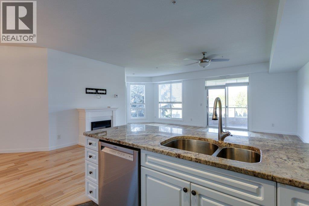 212 3550 Woodsdale Road, Lake Country