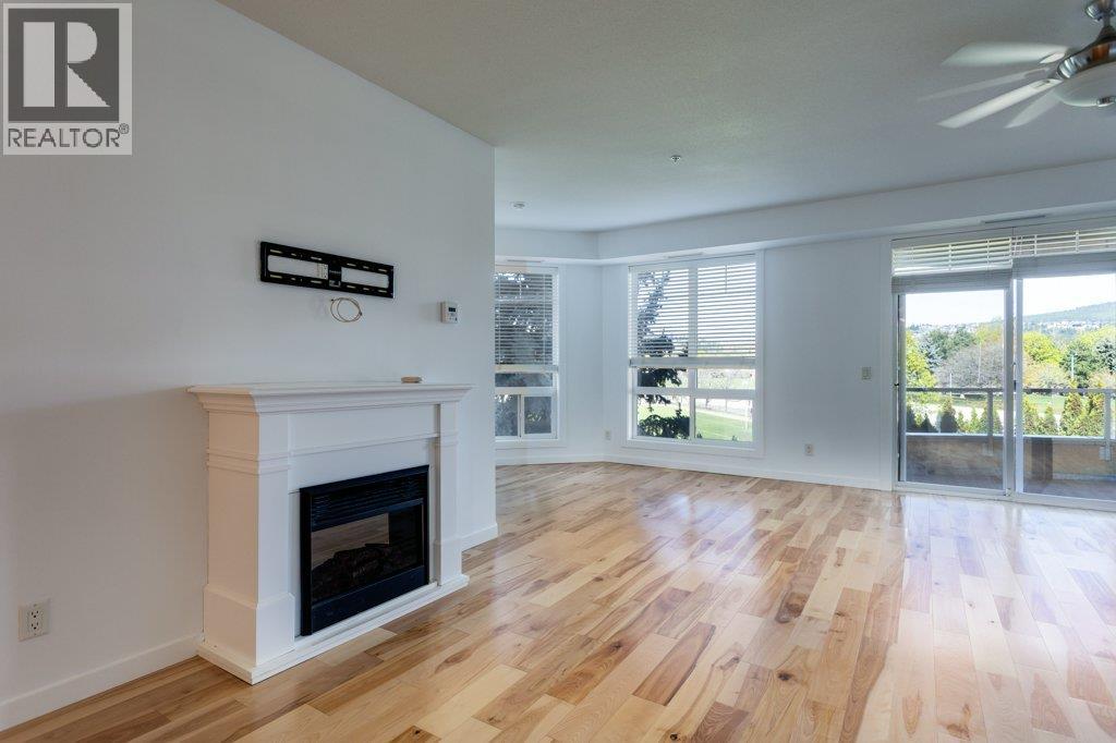 212 3550 Woodsdale Road, Lake Country