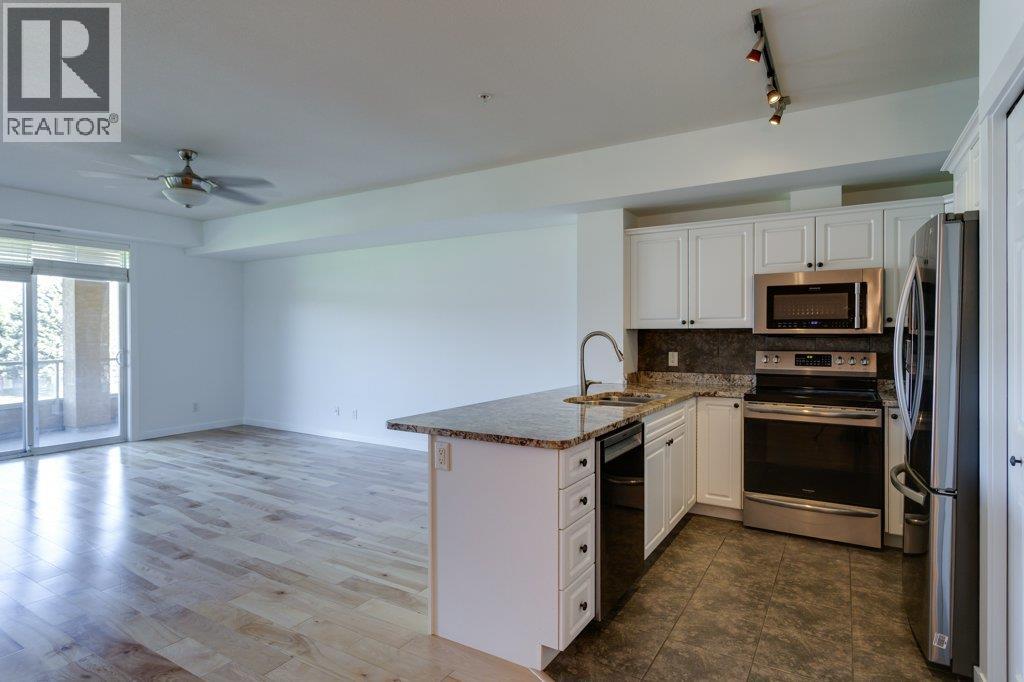 212 3550 Woodsdale Road, Lake Country