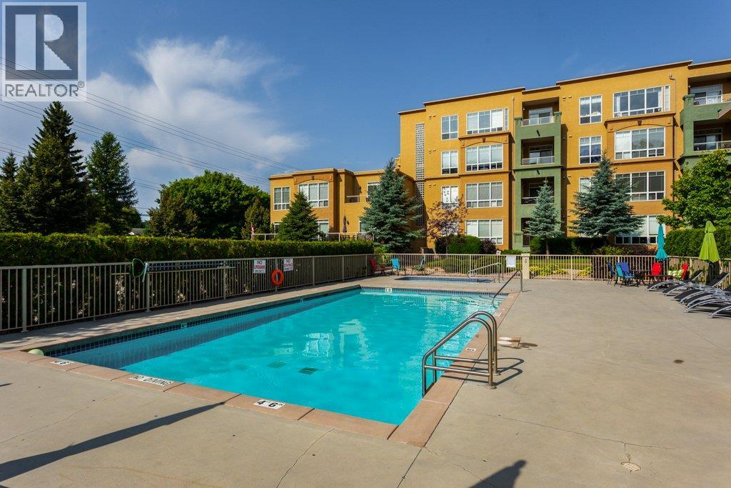 212 3550 Woodsdale Road, Lake Country