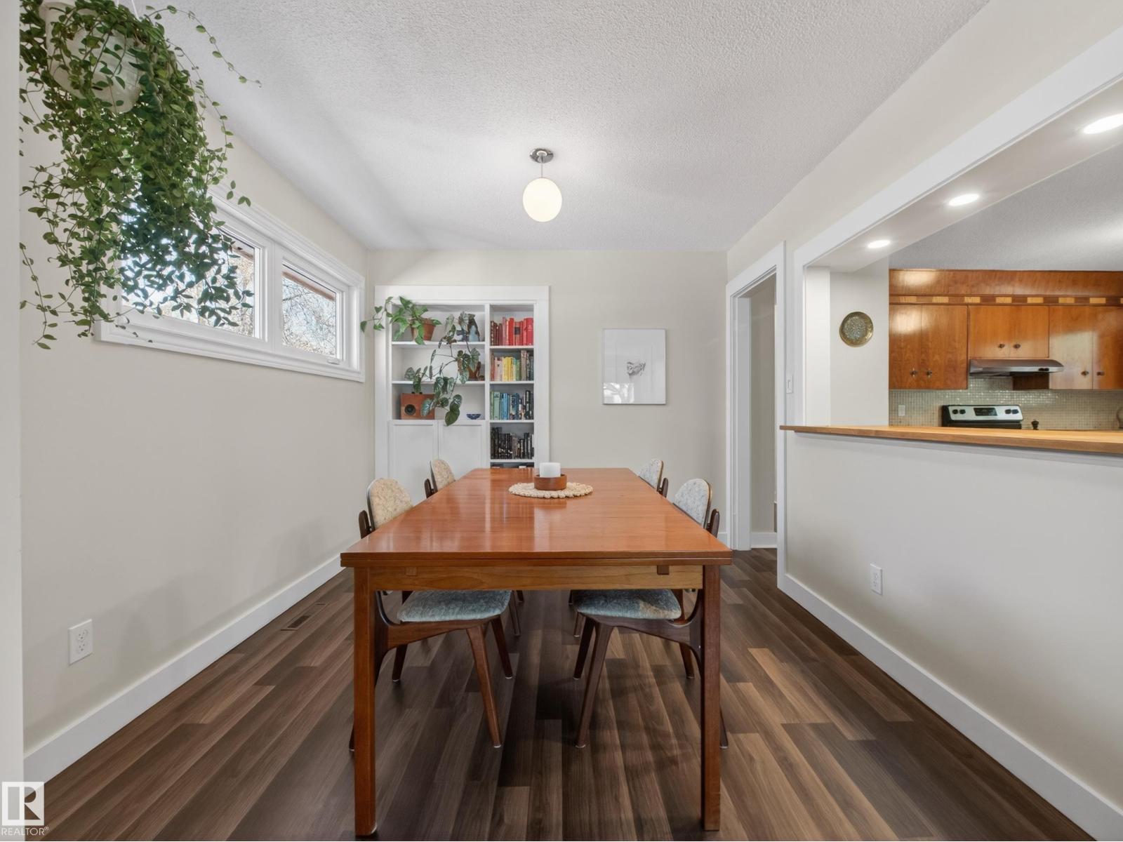 11345 89 ST NW, Edmonton