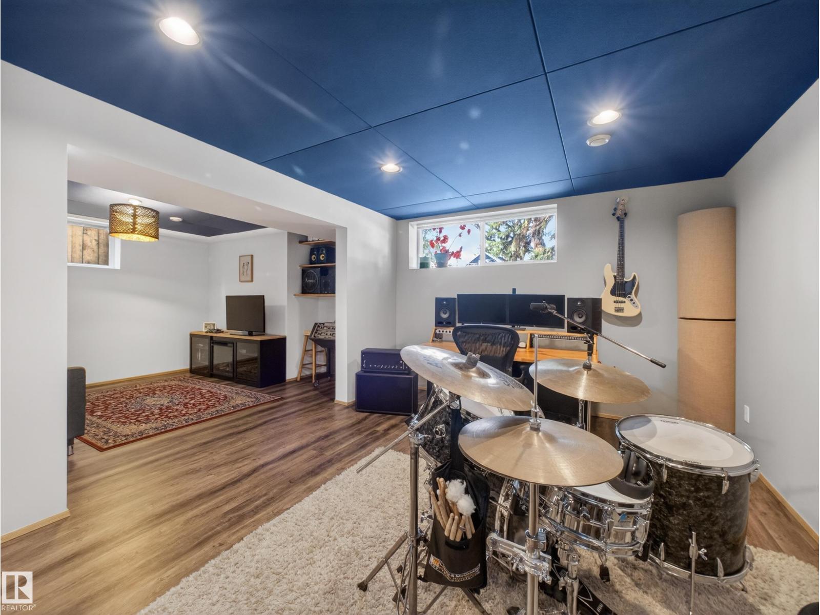 11345 89 ST NW, Edmonton