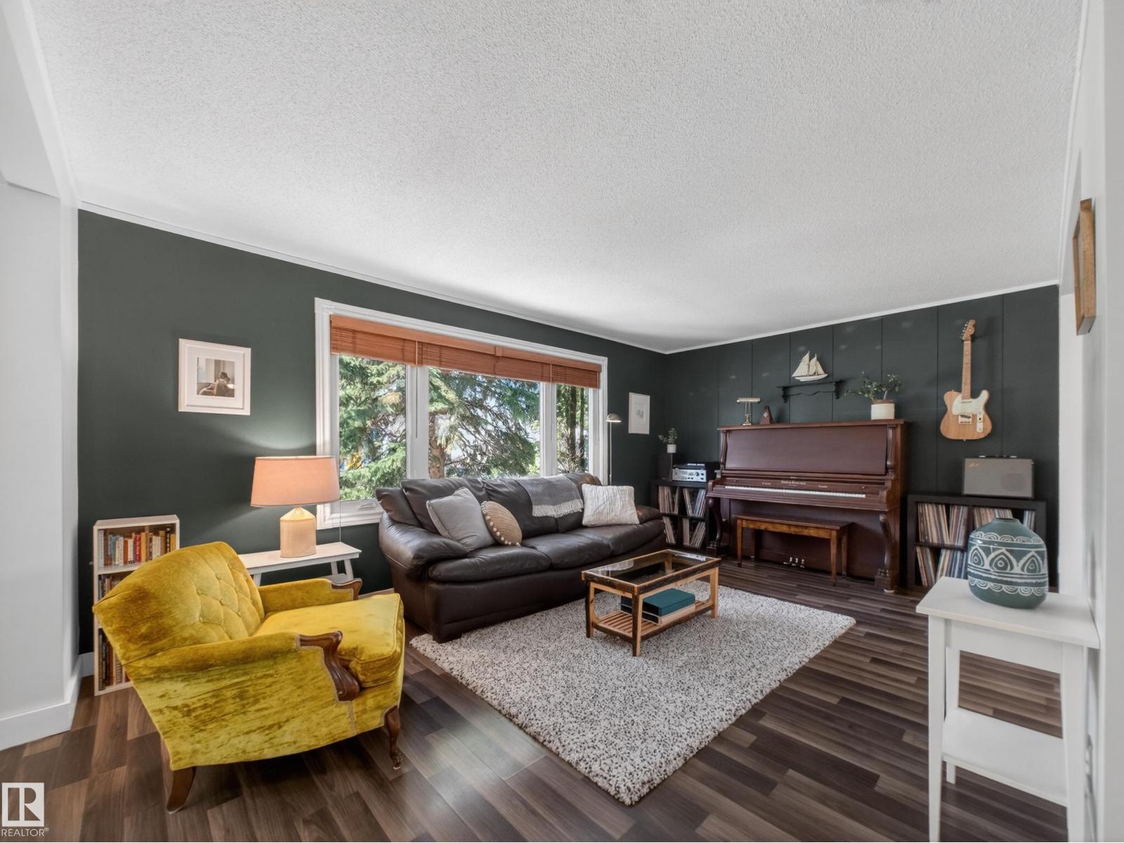 11345 89 ST NW, Edmonton