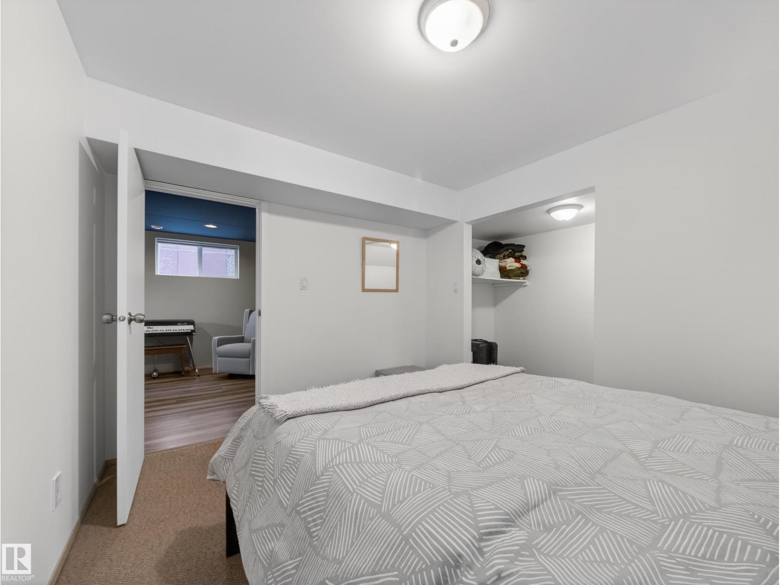 11345 89 ST NW, Edmonton