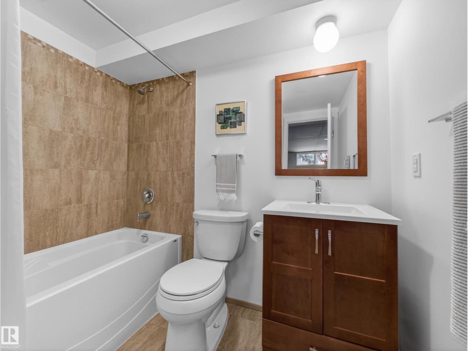 11345 89 ST NW, Edmonton