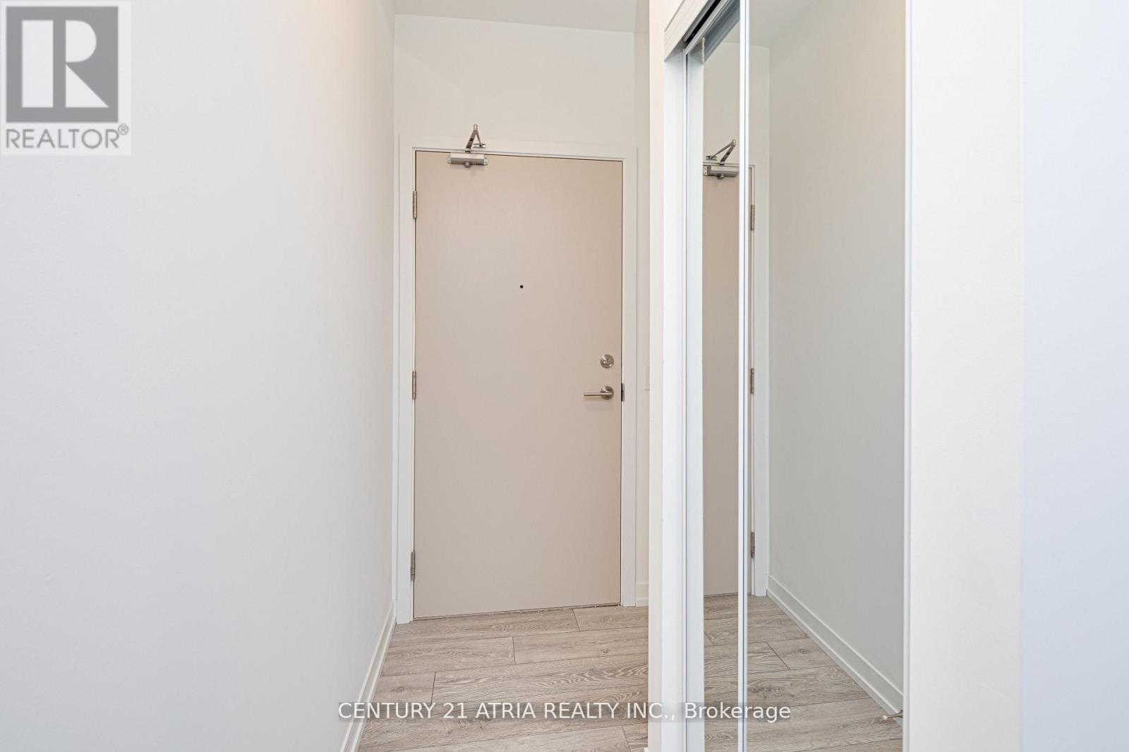 #1820 2020 BATHURST STREET - 11
