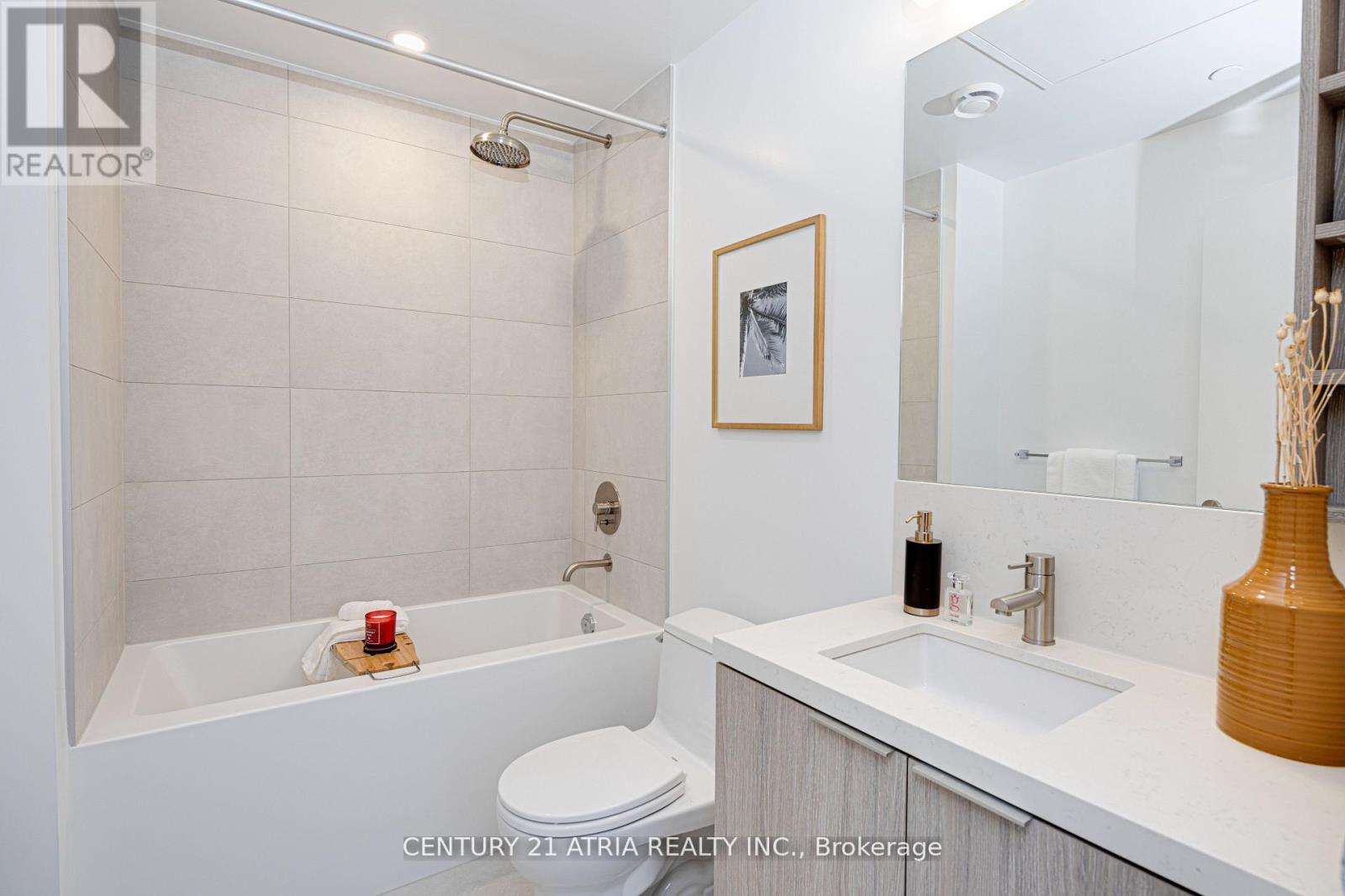 #1820 2020 BATHURST STREET - 16