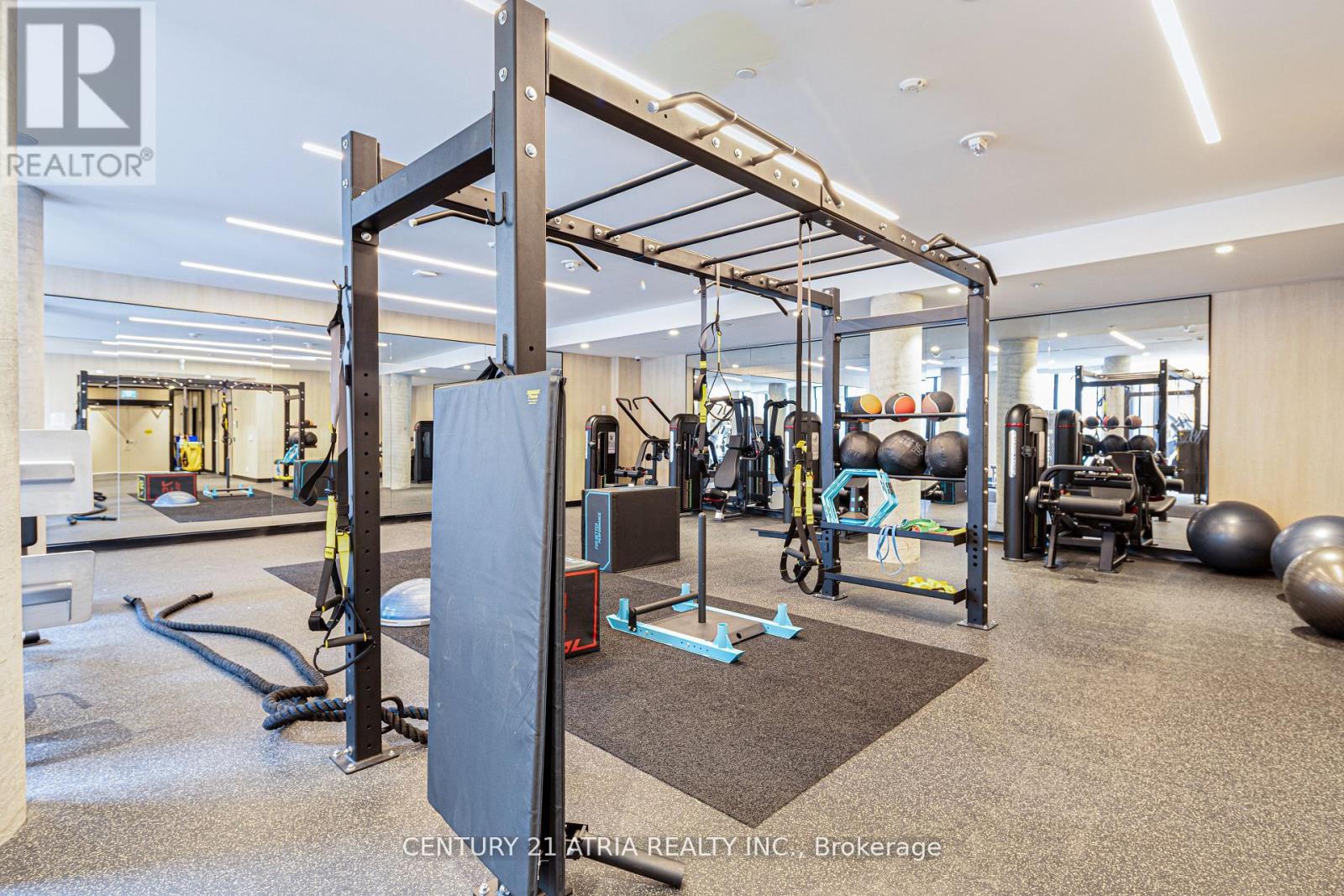 #1820 2020 BATHURST STREET - 23