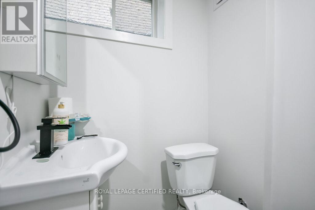 34 BALMORAL PLACE - 43