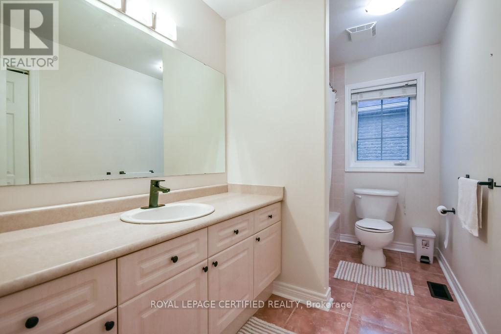 34 BALMORAL PLACE - 25