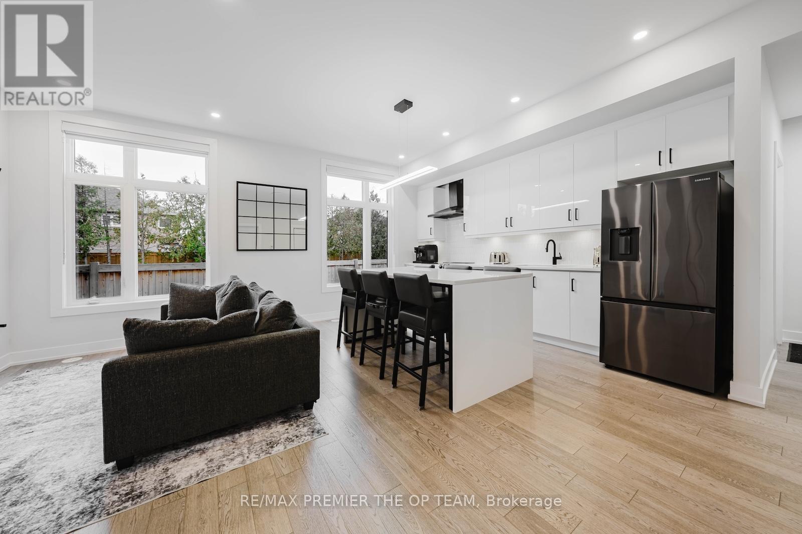 #139 9580 ISLINGTON AVENUE - 16