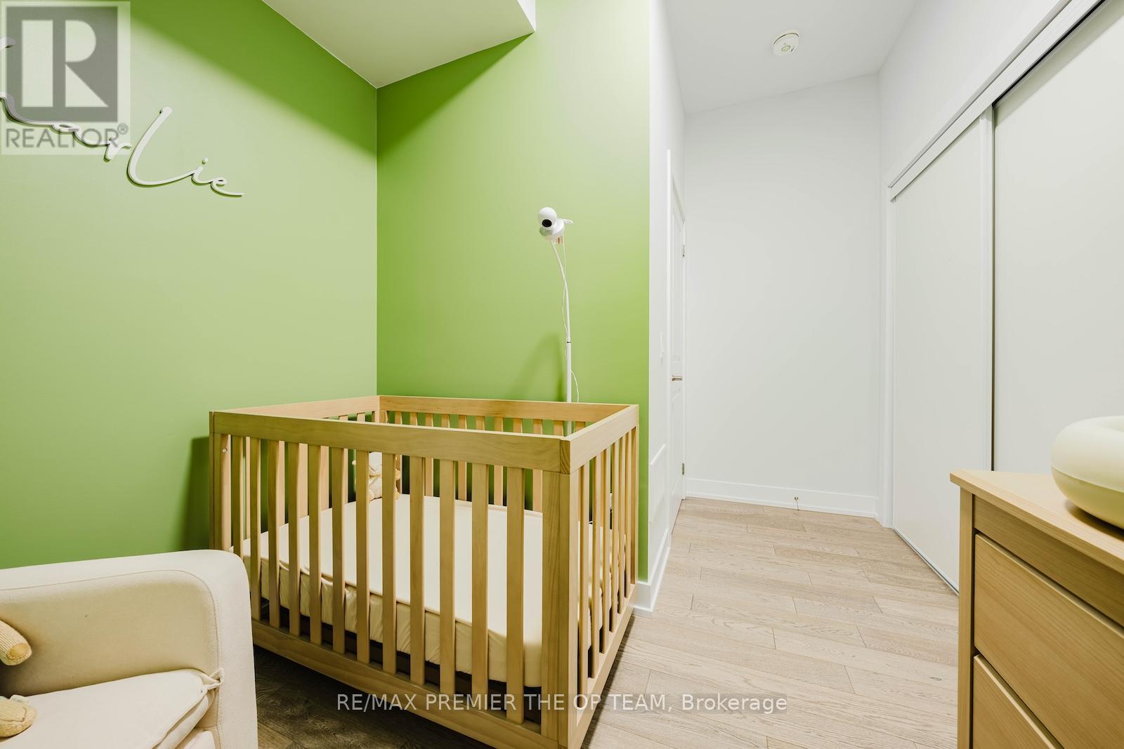#139 9580 ISLINGTON AVENUE - 5