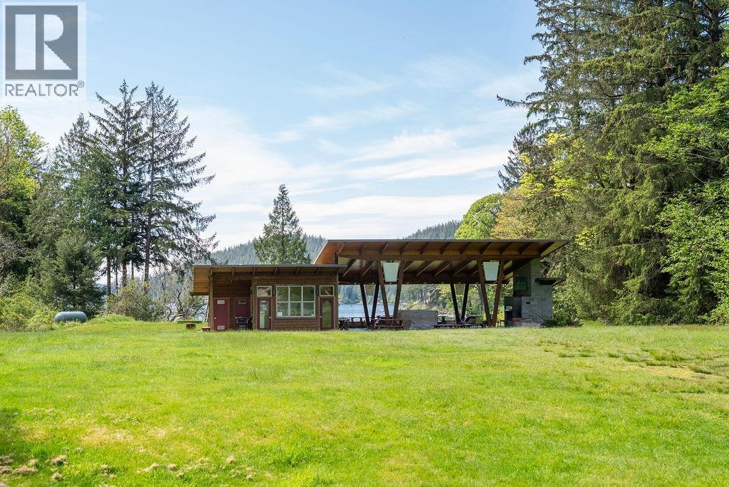 B SL27 SEA RANCH SHORELINE, Gambier Island