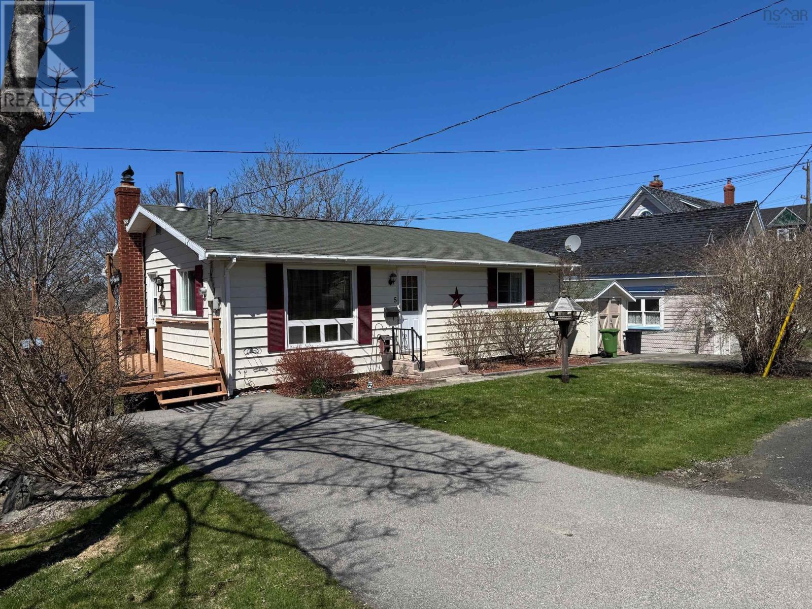 5 Whipple Street - Image 2