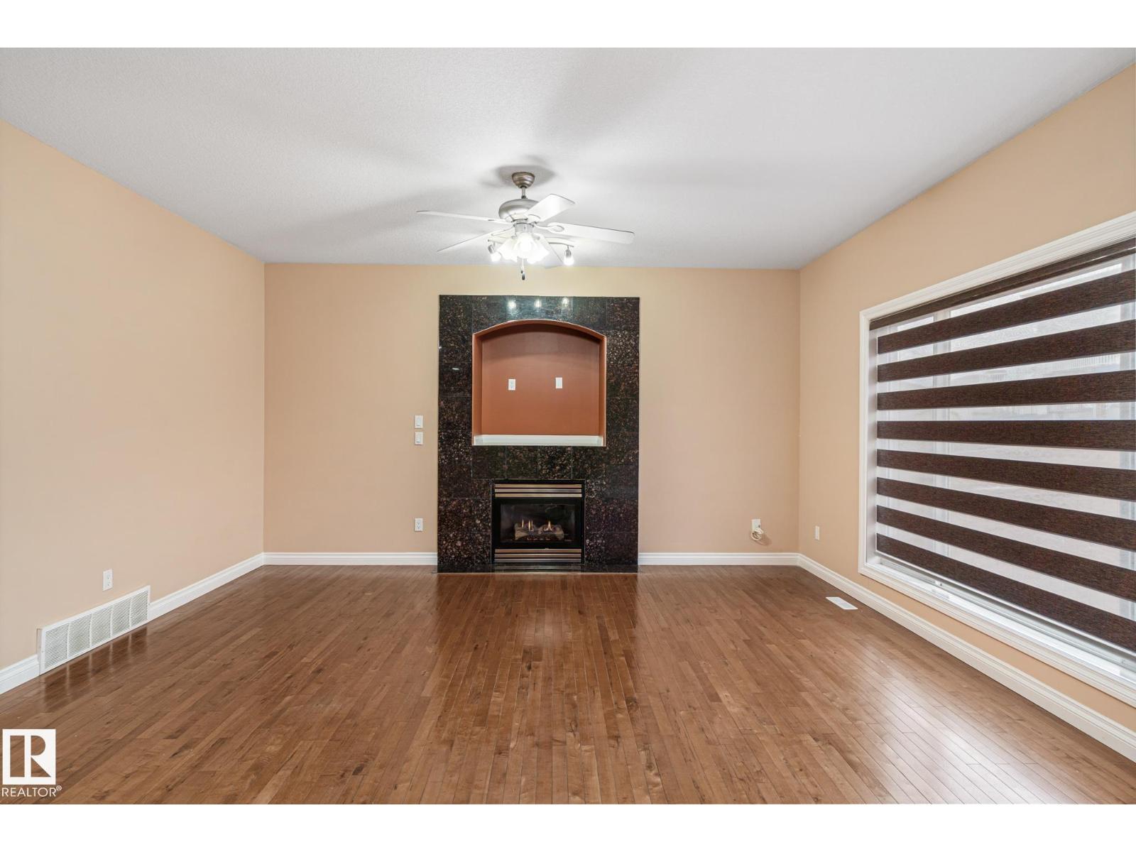 3455 29 ST NW - 7