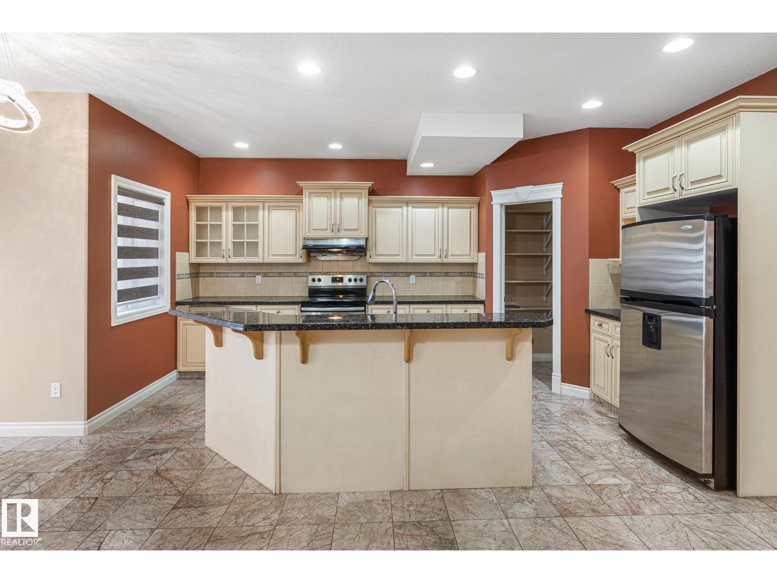 3455 29 ST NW, Edmonton