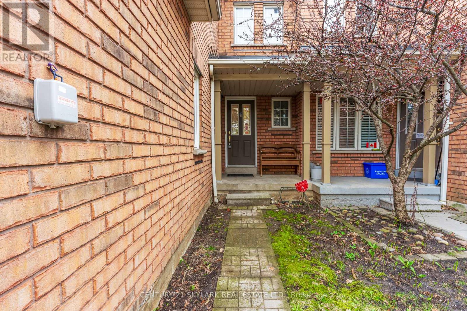 #25 2665 THOMAS STREET - 2