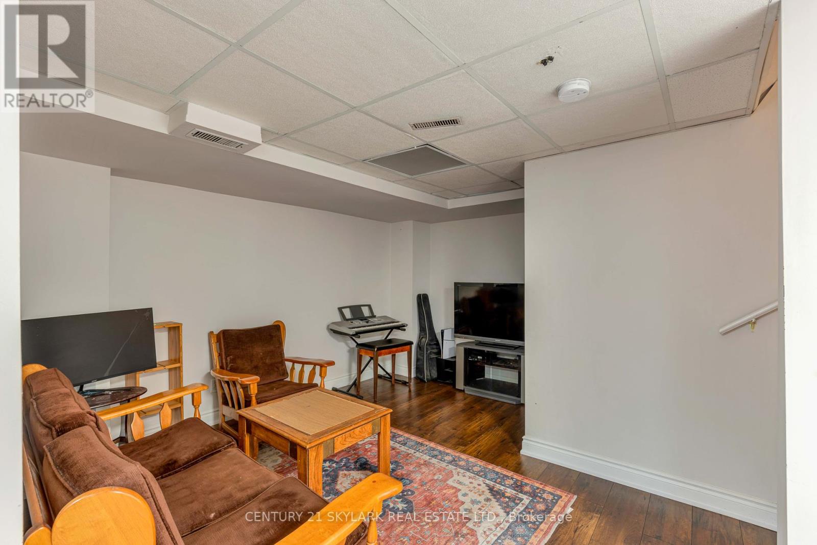 #25 2665 THOMAS STREET - 30