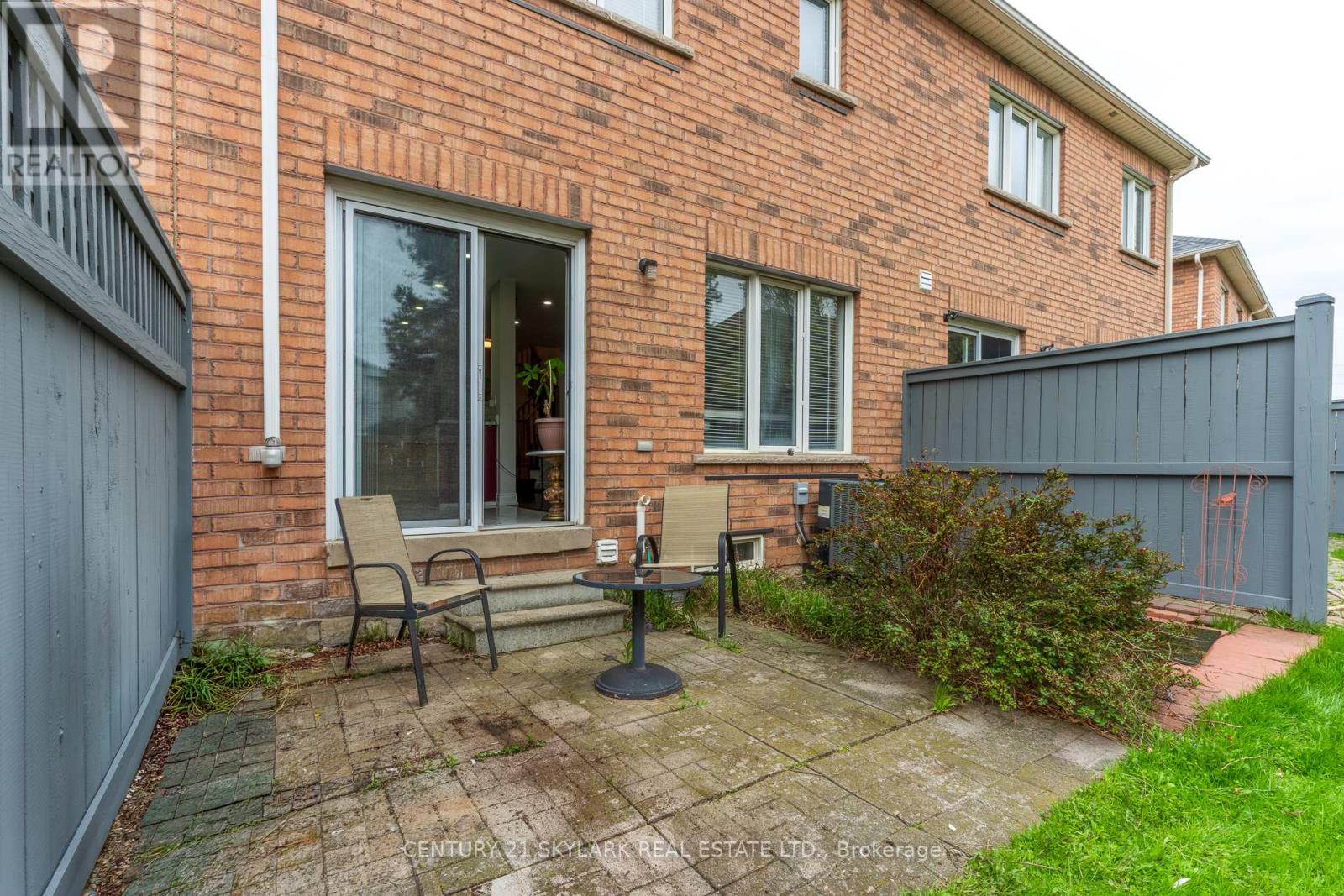 #25 2665 THOMAS STREET - 34