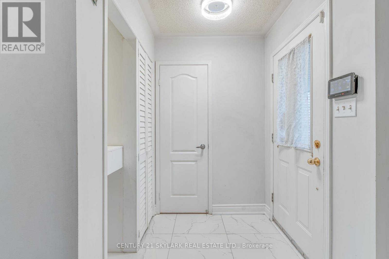 #25 2665 THOMAS STREET - 4