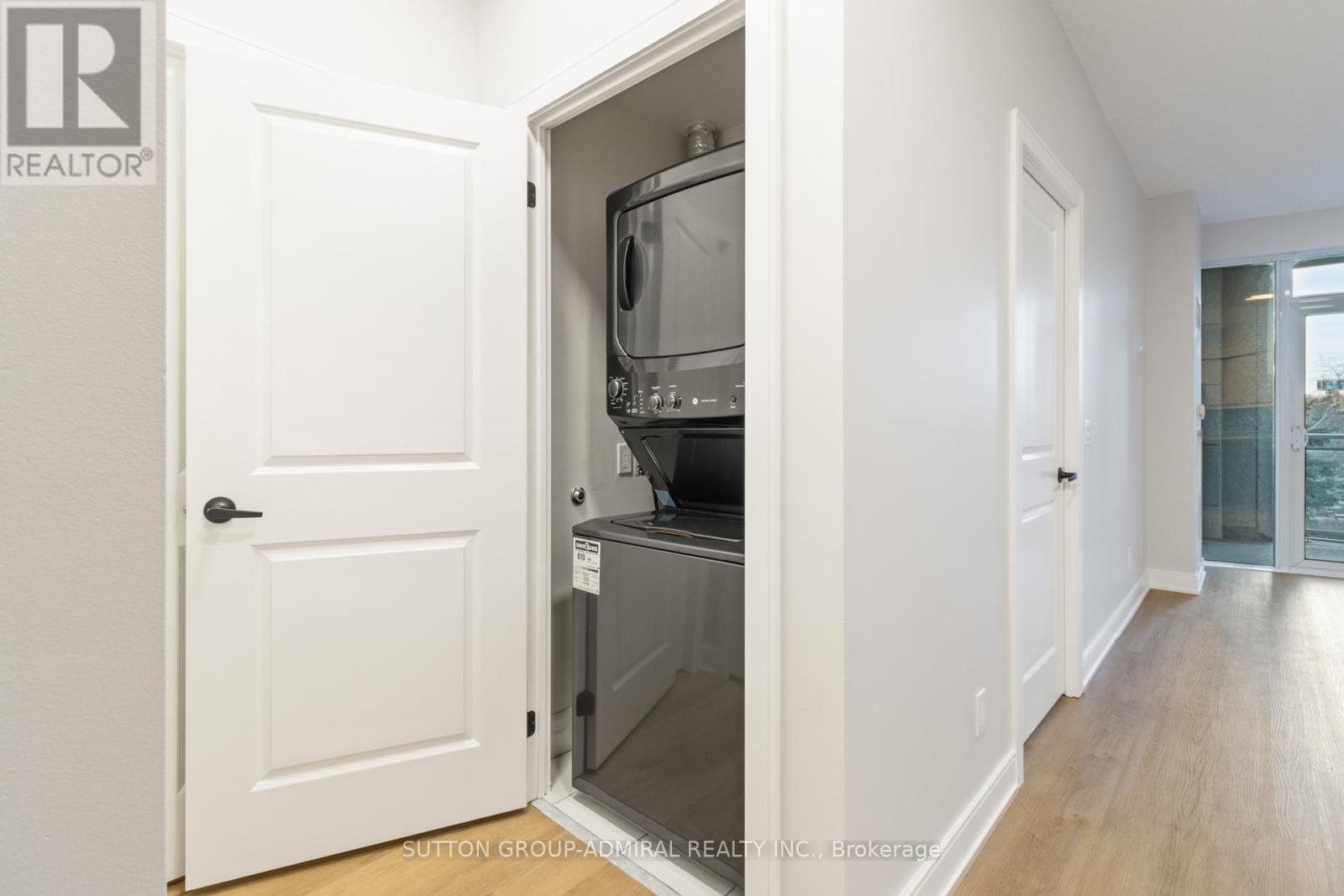 #229 58 MARINE PARADE DRIVE - 14