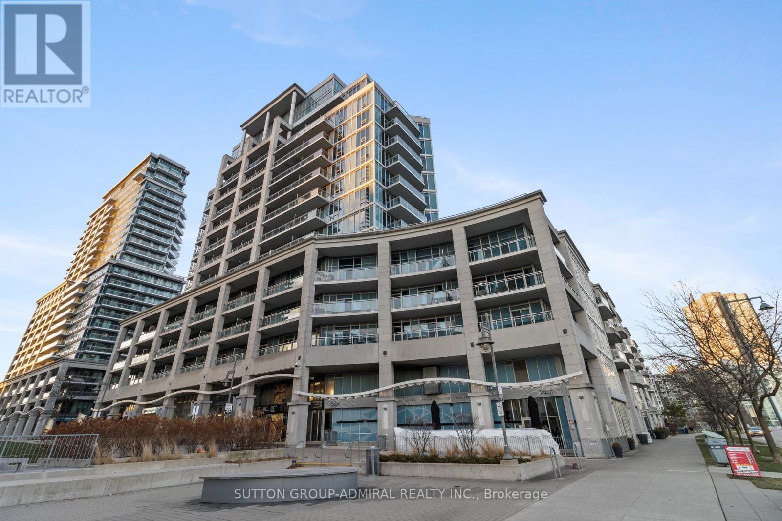 #229 58 MARINE PARADE DRIVE - 26