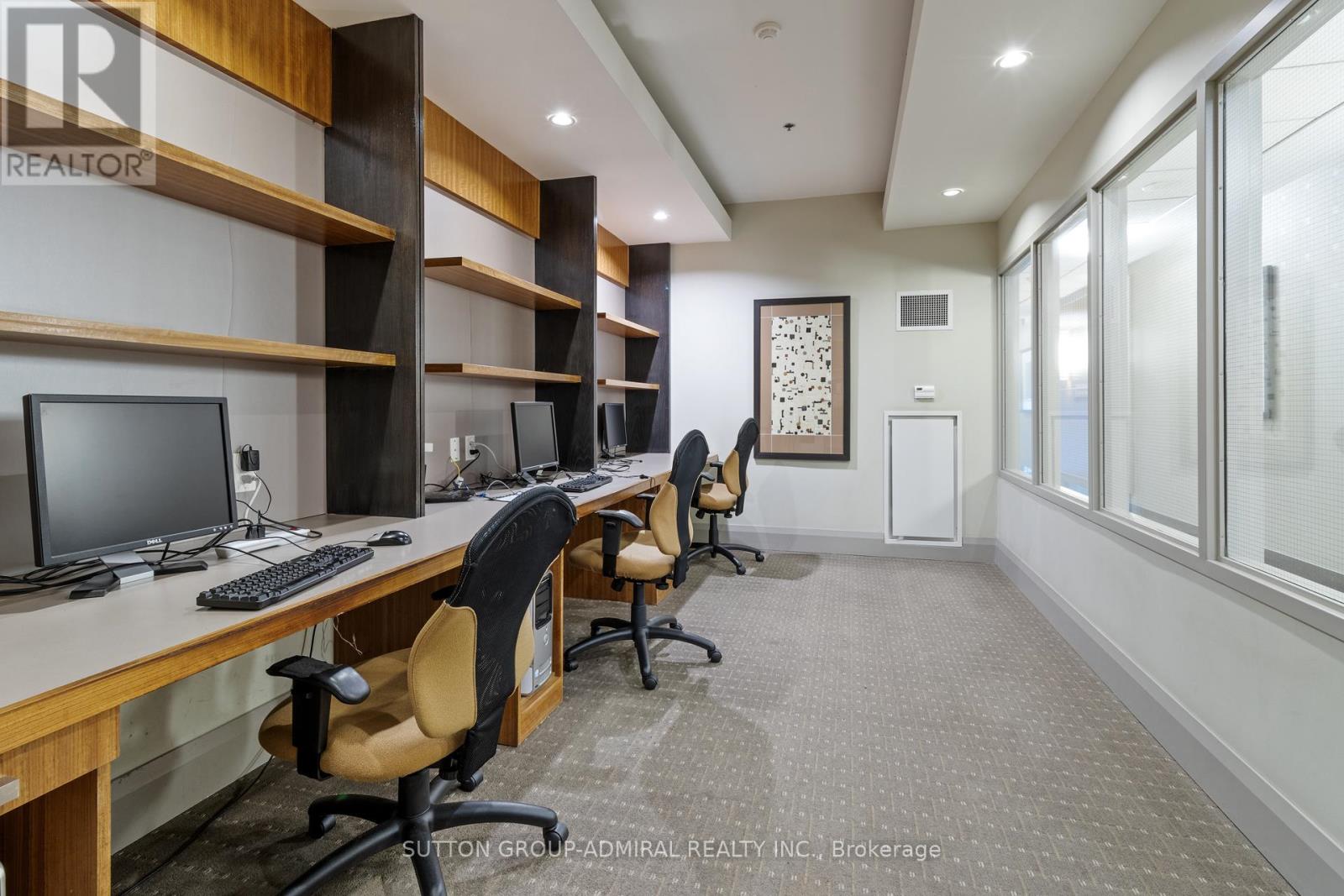 #229 58 MARINE PARADE DRIVE - 36