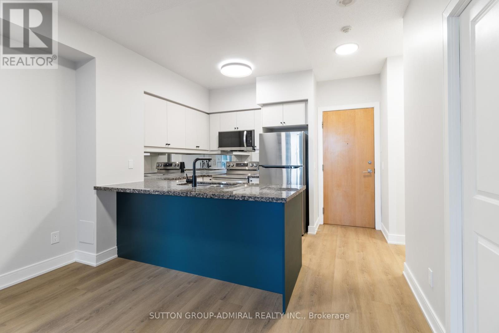 #229 58 MARINE PARADE DRIVE - 8