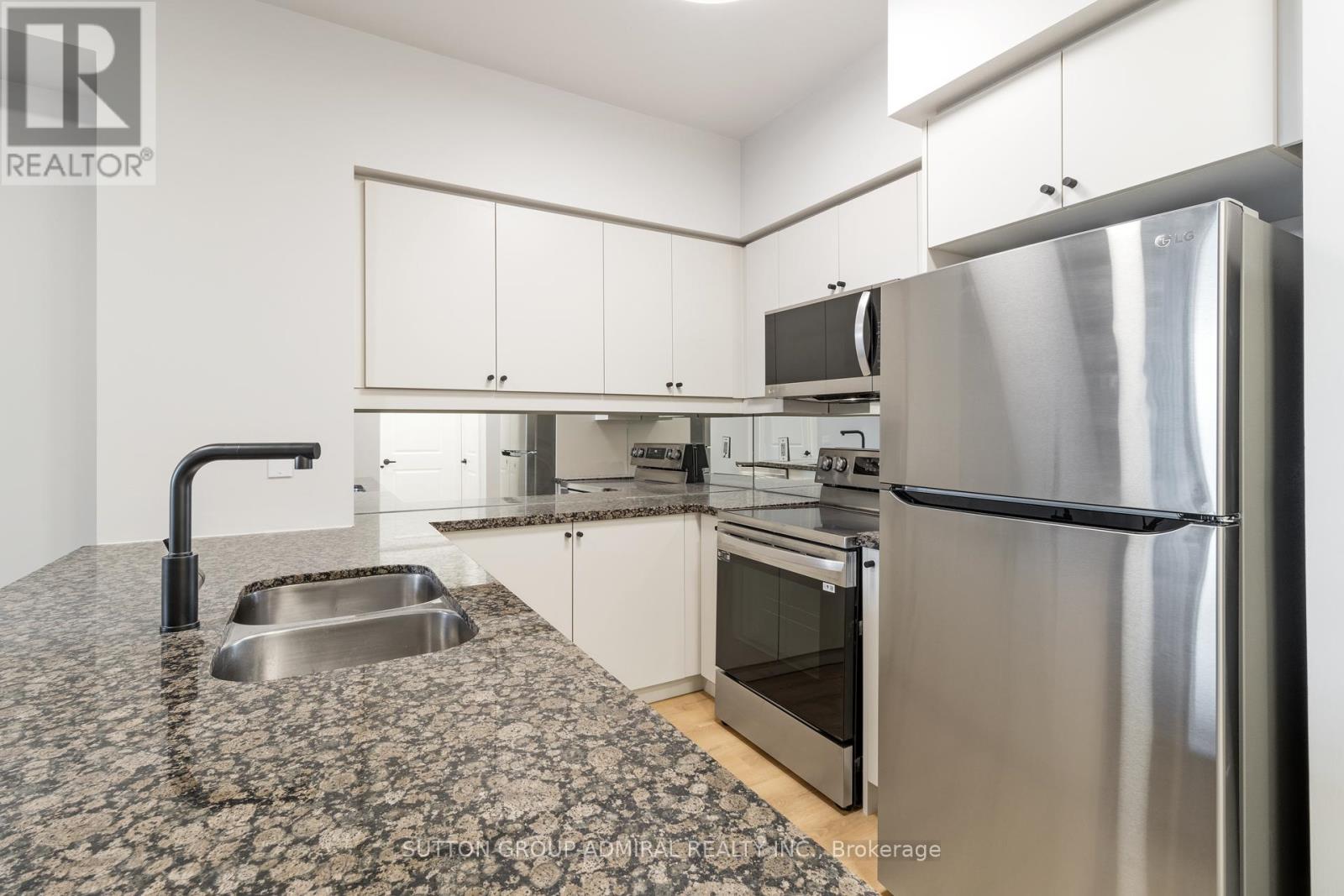 #229 58 MARINE PARADE DRIVE - 9