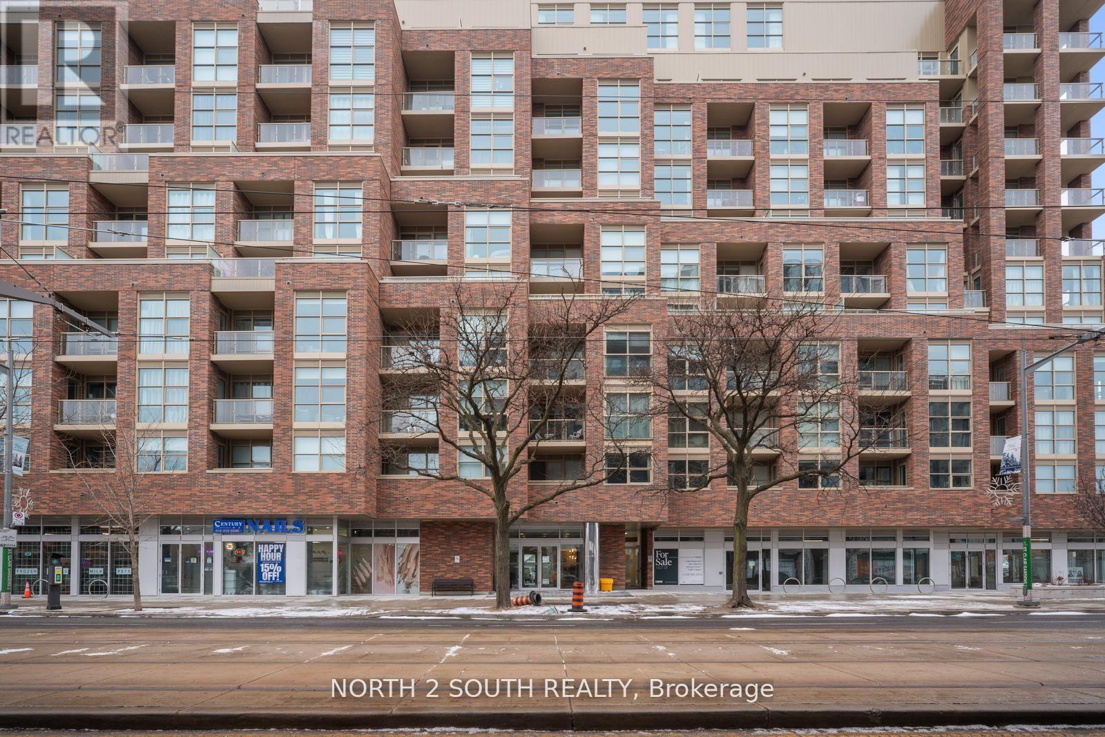 #213 1787 ST CLAIR AVENUE W - 3
