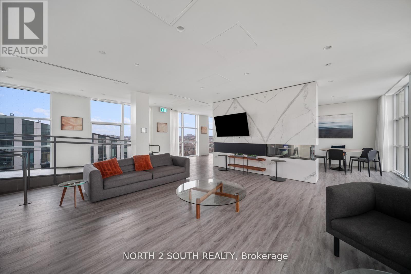 #213 1787 ST CLAIR AVENUE W - 30