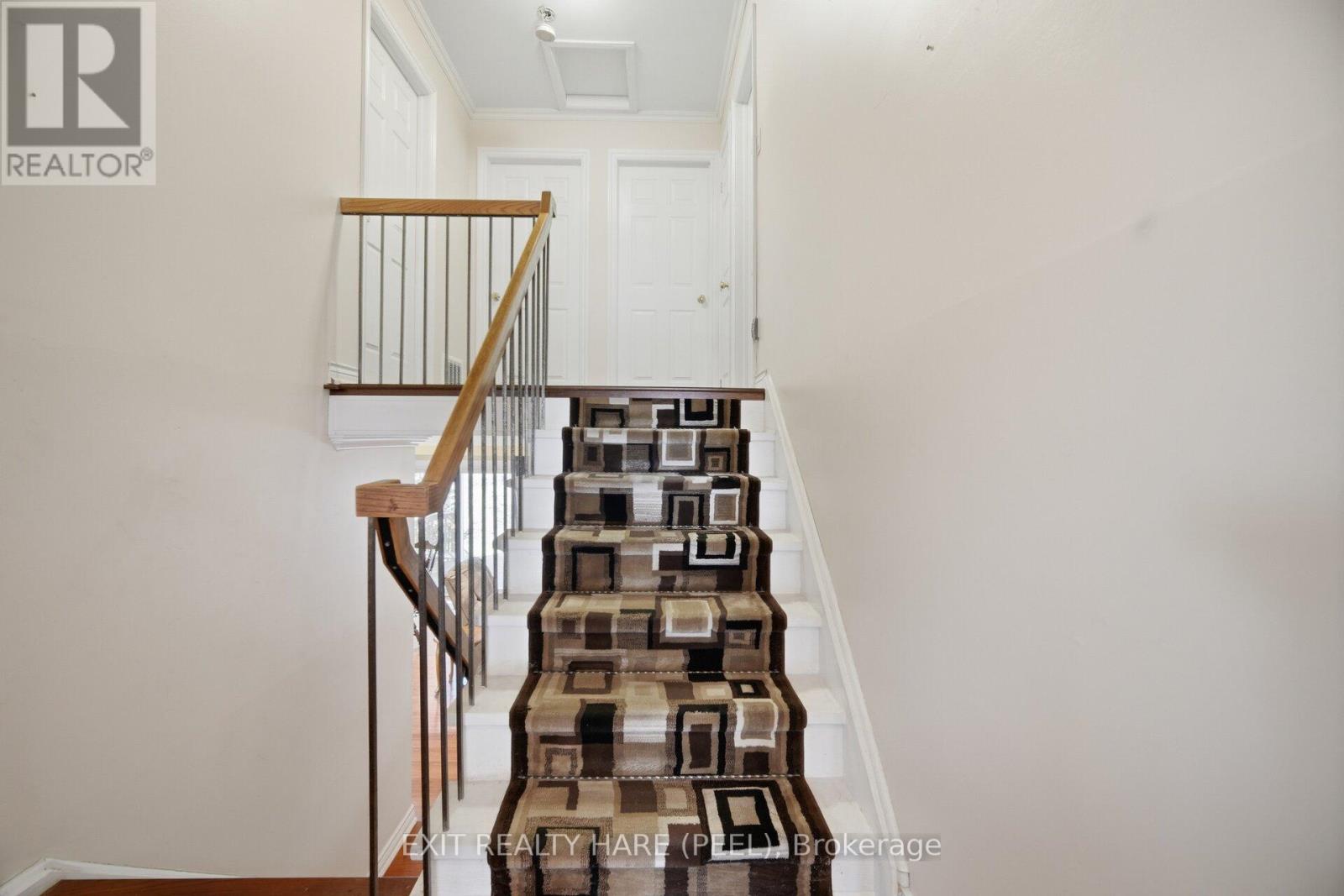 30 THORSBY COURT - 26